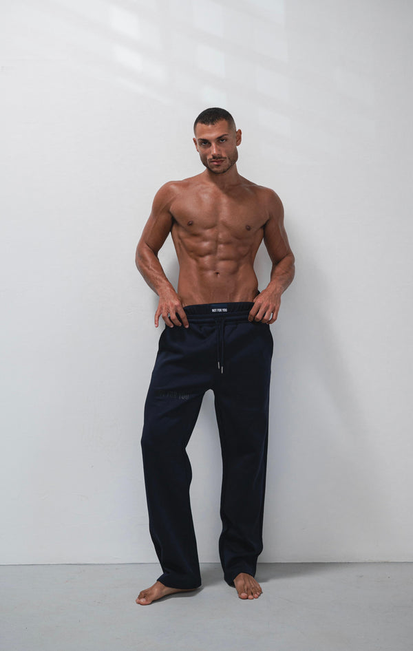 Oversize Trousers – Sleek Street Comfort